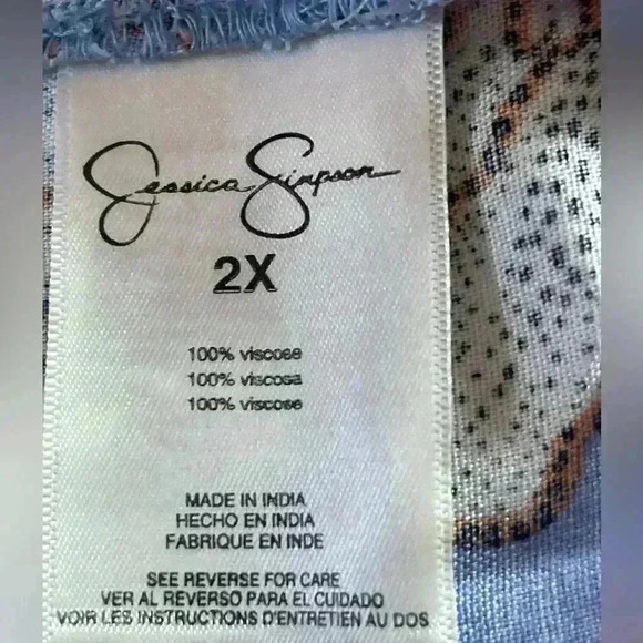 Jessica Simpson NWT Open Duster Two Large Slits Floral Pattern Size 2X - Picture 8 of 13